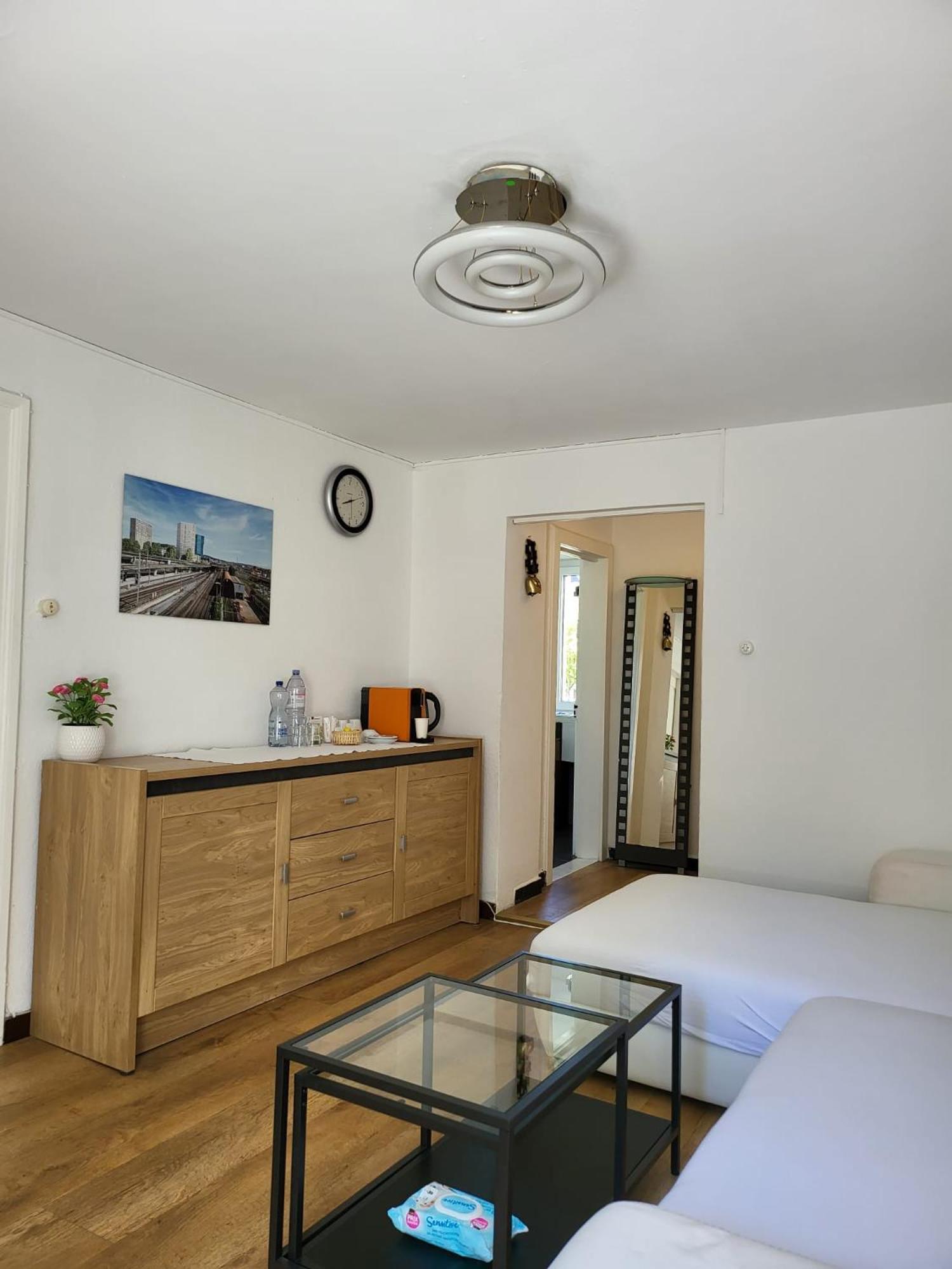 Bastis Central Guesthouse Lucerne City Luaran gambar