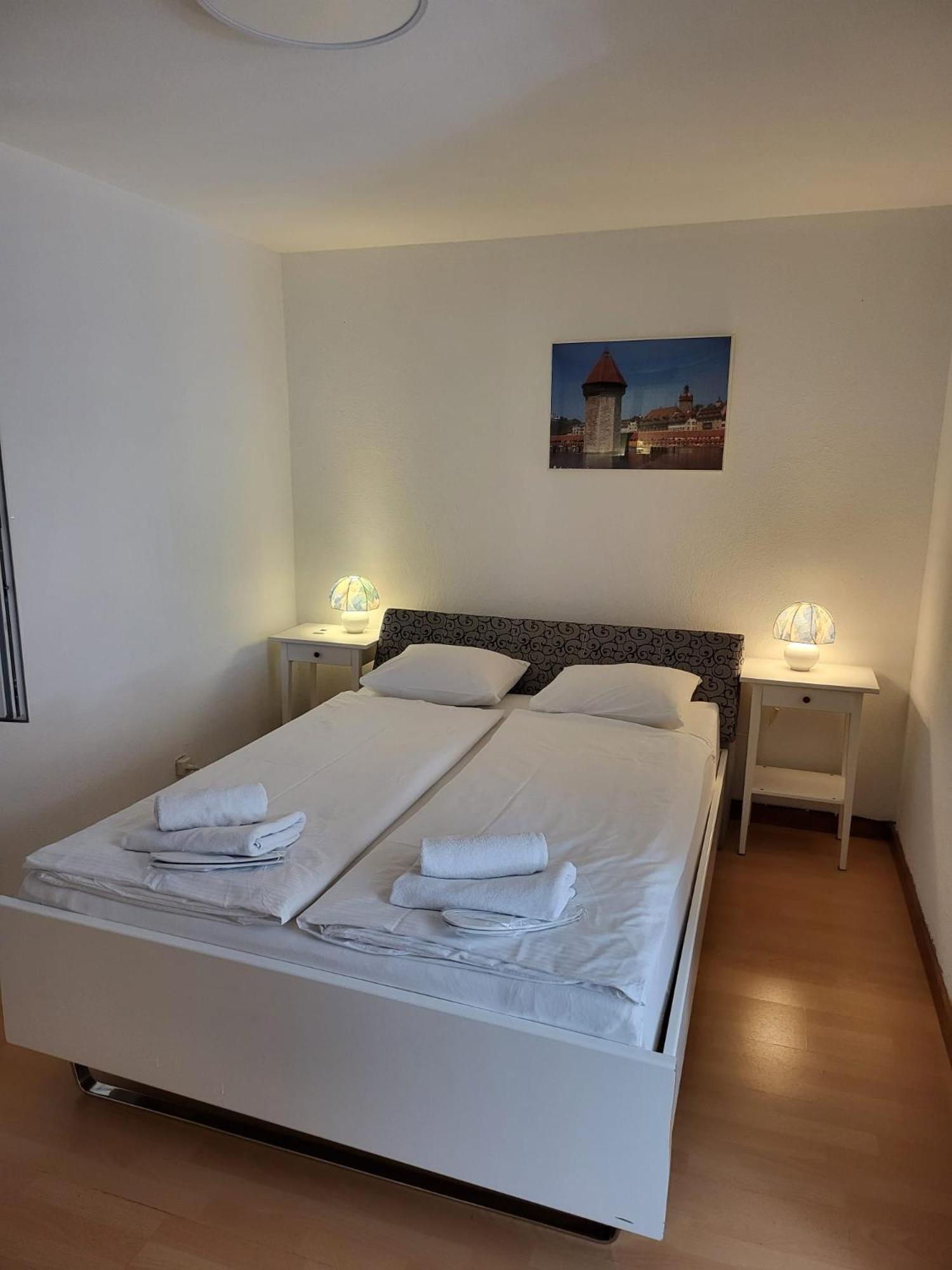 Bastis Central Guesthouse Lucerne City Luaran gambar